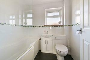 Family Bathroom- click for photo gallery